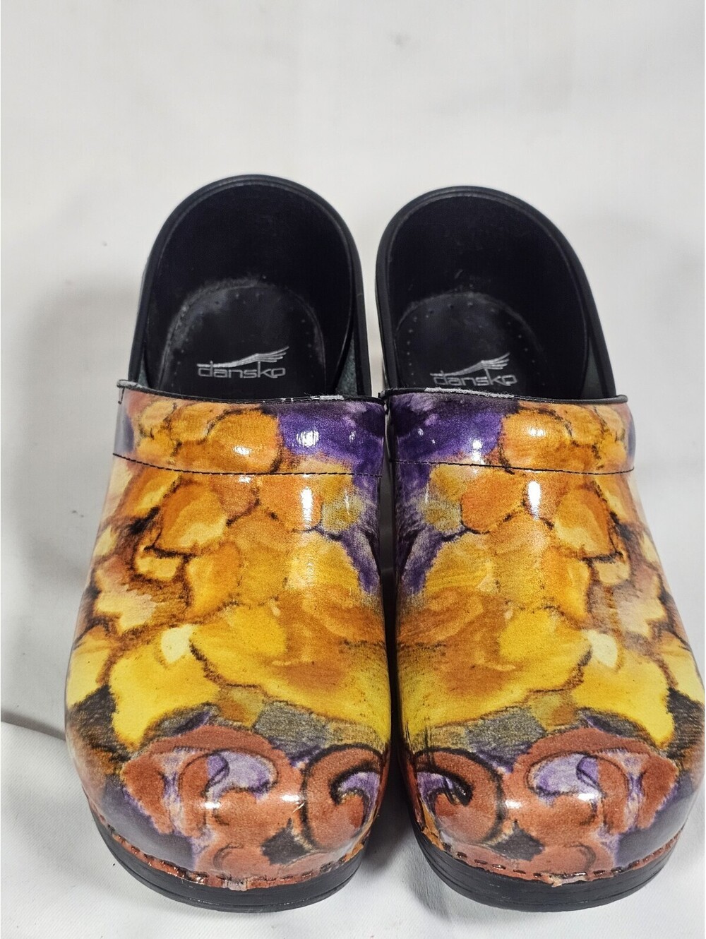 Dansko Professional Fresco Patent Leather Pro Work Clog Size 40 Floral non-slip